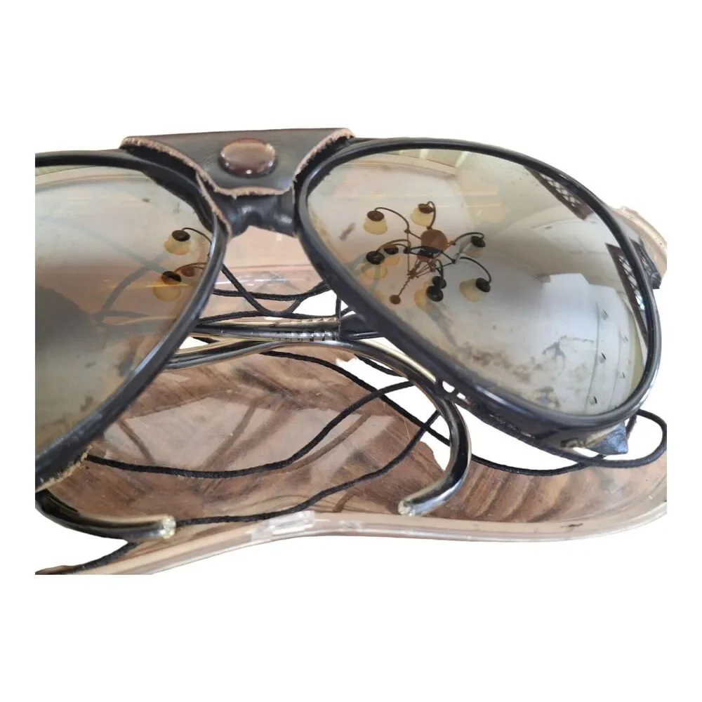 Vintage 80s Vuarnet Skilynx Sunglasses leather side blinkers nose guard w case